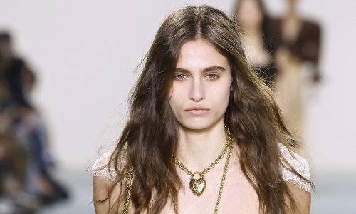 Prekopajte ormare: Opet se nose torbice koje su bile hit u 90-ima