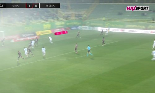 Dva gola u prvih osam minuta; pogledajte ludnicu na derbiju Istre i Rijeke