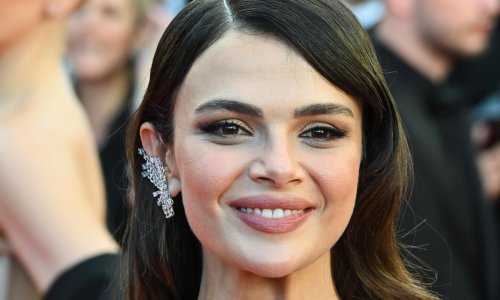 Svi pričaju o njoj i Đihanu, a srce glumice 'Dalekog grada' privatno pripada drugome: Evo koga ljubi