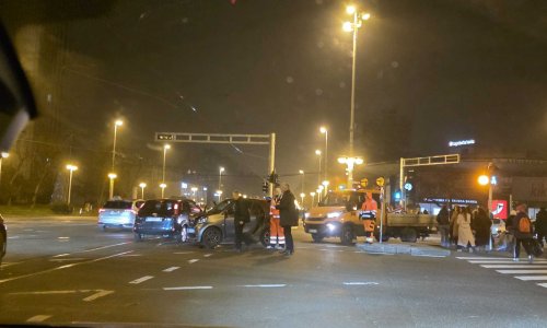 Sudar na križanju Savske i Vukovarske u Zagrebu