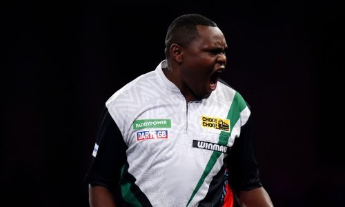 Apsolutna senzacija na SP-u u pikadu: Veterinar iz Kenije  preokretom svladao jednog od najboljih