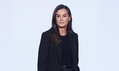 Kraljica Letizia ima idealnu zamjenu za štikle, no ovaj put pažnju su ukrale hlače