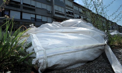 Policija privela muškarca: Sumnjiče ga da je iz Slovenije odbacivao tone azbesta u Međimurju