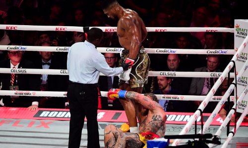 I sudac 'poludio' na Joshuu i Paula: 'Navijači nisu platili kako bi gledali ovo sr*nje'