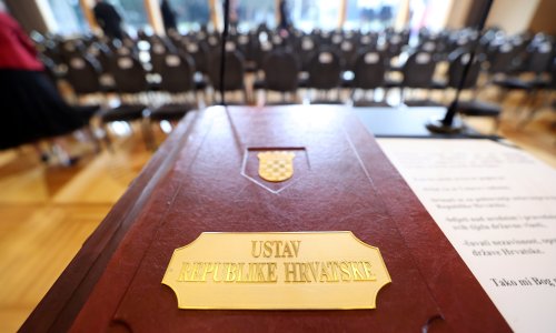 Na današnji dan Hrvatska je dobila prvi Ustav, poznat i kao Božićni