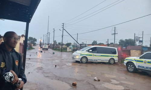 Devet poginulih, 10 ranjenih u pucnjavi u Južnoj Africi, policija traži osumnjičenike