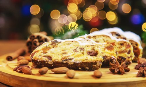 Bakin božićni kolač koji nikada ne razočara: Tako sočan i pun okusa, a gotov u tren oka