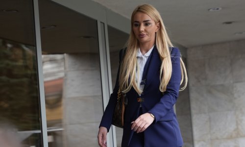 'Turbostudentica' iz Banje Luke objavila diplomu i upala u još veći problem: Diplomirala je u - nedjelju!?