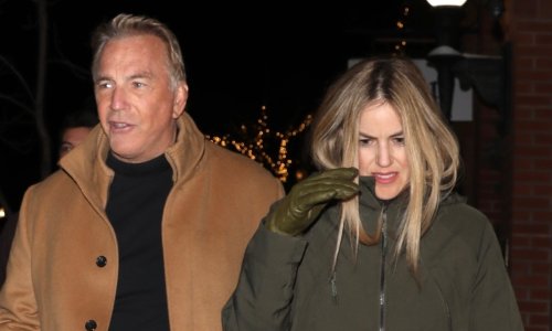 Aspen, prijatelji i nova ljubav: Kevin Costner 'uhvaćen' s 24 godine mlađom novom djevojkom