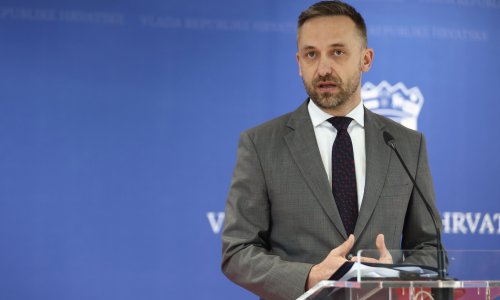 Vlada izmijenila pravila o osobnim asistentima, evo što je novo