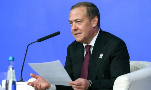 Medvedev nastavlja divljačko vrijeđanje Zelenskog: 'Njegovo truplo treba izložiti'