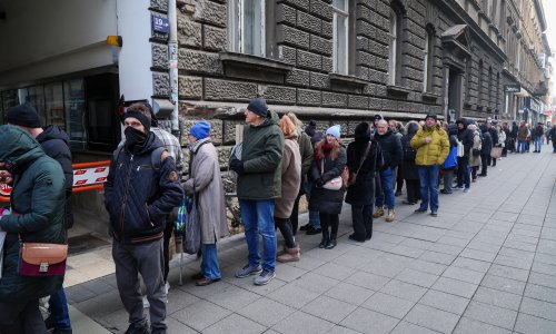 Sutra je zadnji dan: Hrvati pohrlili u HNB mijenjati kovanice kuna u eure