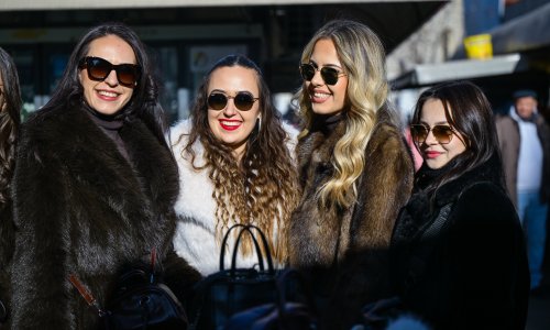 Sve je krcato: Pogledajte atmosferu u centru Zagreba uoči proslave Nove godine