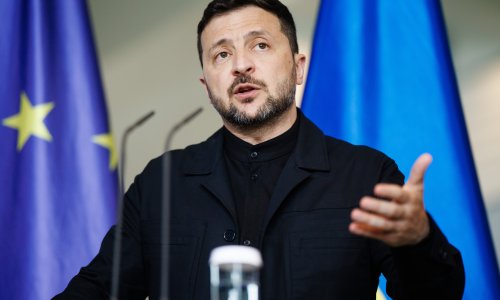 Zelenski u novogodišnjoj poruci: Ukrajina želi kraj rata, ali ne pod svaku cijenu