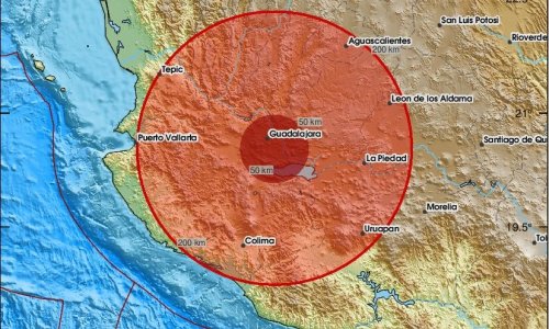 Snažan potres uzdrmao Meksiko: Poginuo muškarac, predsjednica prekinuta usred rečenice