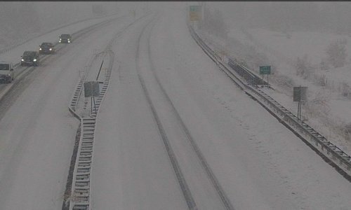 FOTO Autoput kroz Slavoniju i Liku prekriven snijegom, dvije nesreće na A3