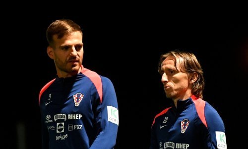 Hrvatski reprezentativac mogao bi napustiti velikana koji se bori za opstanak, stižu ponude