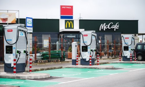 Manje čekanja i brže putovanje: nove ultrabrze punionice nadomak Zagreba mijenjaju ritam putovanja