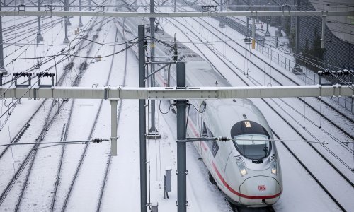 Europa pod ledom, u Nizozemskoj otkazani letovi i obustavljen željeznički promet