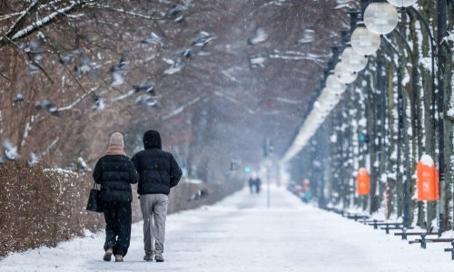 Snijeg izazvao kaos u Njemačkoj, zatvorene škole: 'Očekujemo obilne oborine'