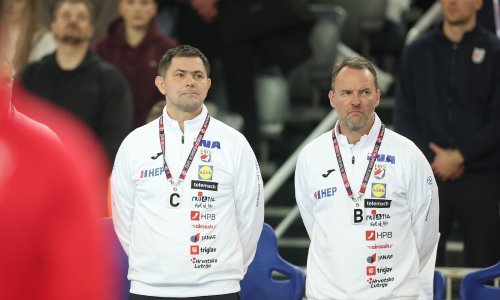 Jeste li primijetili što je Dagur Sigurdsson napravio za vrijeme hrvatske himne?