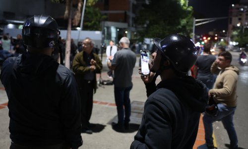 Prvi politički zatvorenici izlaze iz zloglasnog venecuelskog El Helicoidea