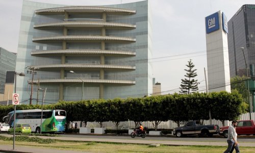 Američki automobilski gigant otpisuje šest milijardi dolara, smanjuje proizvodnju električnih vozila