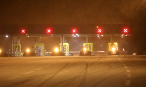 Požar u tunelu na autocesti Zagreb-Macelj: Zapalio se auto, prekinut promet u oba smjera