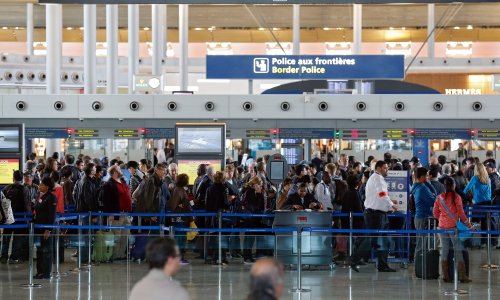 Kaos u zračnim lukama zbog novog režima na granicama: Čeka se i do tri sata