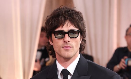 Zvijezda večeri trebao je biti Jacob Elordi, sve dok kraj njega nije stala - njegova mama