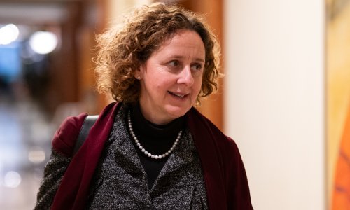 Obuljen Koržinek: Treba se držati političke kulture