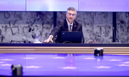 Vlada se okuplja na redovitoj sjednici: Povećavaju se socijalne naknade, već su izazvale žestoke reakcije