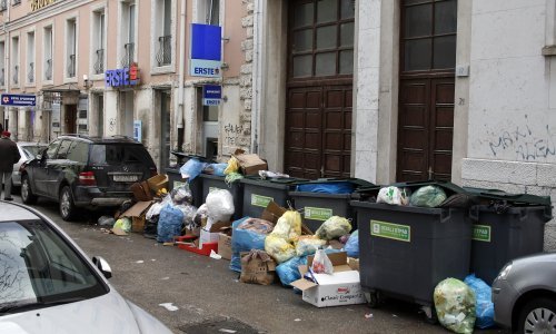 Štrajk nastavljaju, ali uklonit će bolnički otpad