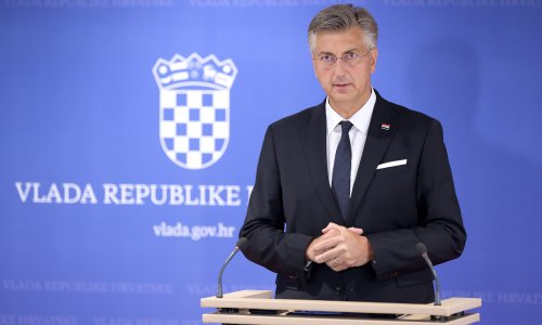 Plenković se obraća nakon sjednice Vlade: Hoće li odgovoriti Milanoviću?