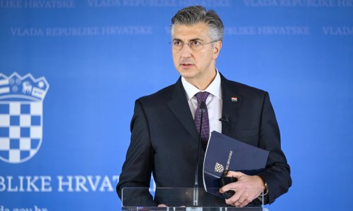 Plenković nazvao Milanovića 'papkom': Četiri godine je bio premijer, a ništa nije napravio za HRZ