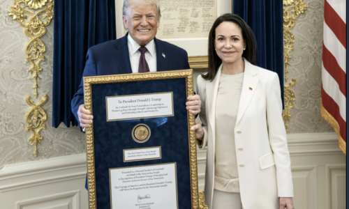 Machado je dala Trumpu svoju Nobelovu nagradu: Iz Bijele kuće otišla s vrećicom suvenira