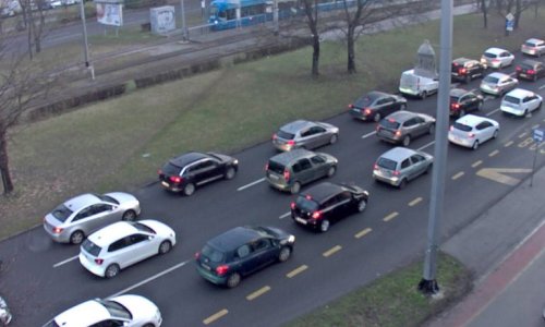 Pazite, kolnici su na nekim mjestima zaleđeni: Magla dosta smanjuje vidljivost