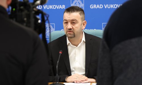 Pavliček: 'Penavina vlast ponašala se kao pijani milijarder'