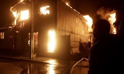 Strašni požari u Čileu: 16 mrtvih, deseci tisuća evakuiranih, Borić proglasio katastrofu