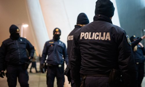 Nošenje simbola i uzvikivanje: Policija objavila koliko je ljudi privela na Thompsonovim koncertima