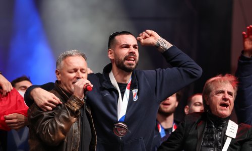 Srpski mediji oduševljeni zabranom Thompsona: 'Hrvati zgrozili svijet'