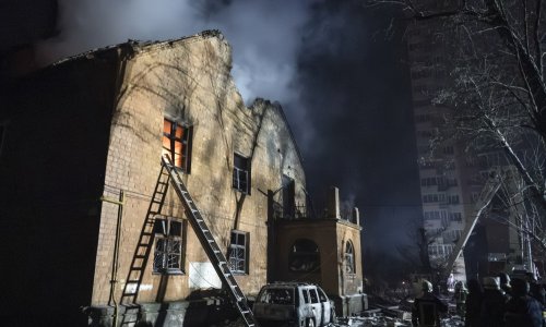 Rusi raketama i rojevima dronova napali Kijev; Zelenski: Pripremili su se za masovan udar