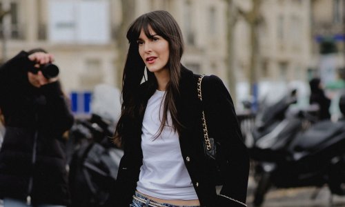 Jedna majica, bezbroj kombinacija: Ovo je komad koji se isplati imati u ormaru