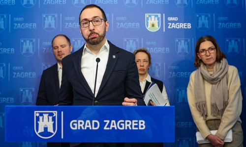 Tomašević upozorio: Jednosmjenska nastava do 2027. nije realna