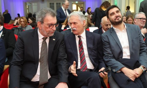 Fuchs komentirao potencijalno ukidanje društvenih mreža za mlade u Hrvatskoj