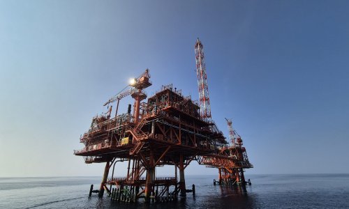 Havarija na moru: Slovenski nautičari satima plutali usred noći, spas našli na platformi INA-e