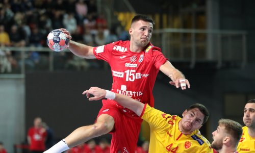 Zbog ozljede je otpao za EP, a sad je potpisao za nekadašnjeg prvaka Europe