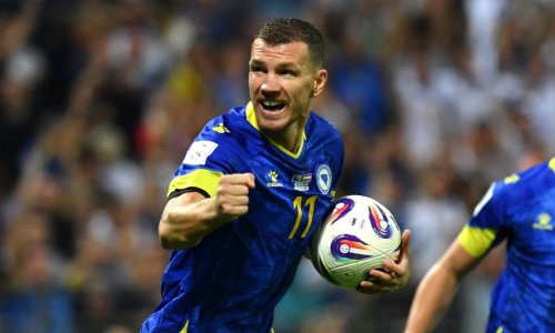 Edin Džeko će u novom klubu nositi broj kojeg je proslavio Ivan Rakitić