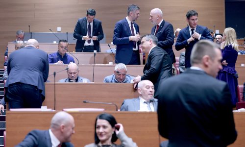 HDZ opleo po Mostu: 'Bijedno parazitiranje na jednoj riječi izvučenoj iz konteksta'