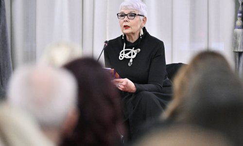 [FOTO] Bivši predsjednik, ministri i političari: Pogledajte tko je došao na promociju knjige Jadranke Kosor